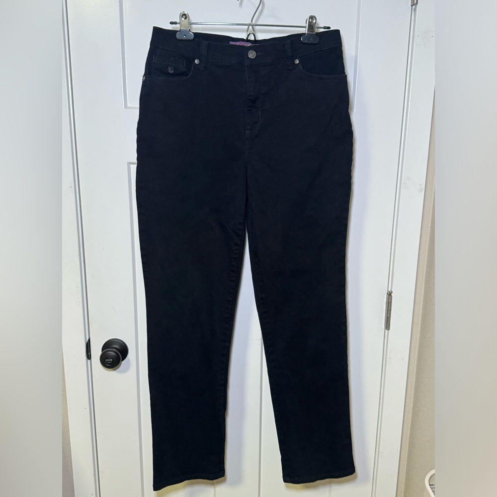 Gloria Vanderbilt Amanda Size 10 Black Jeans